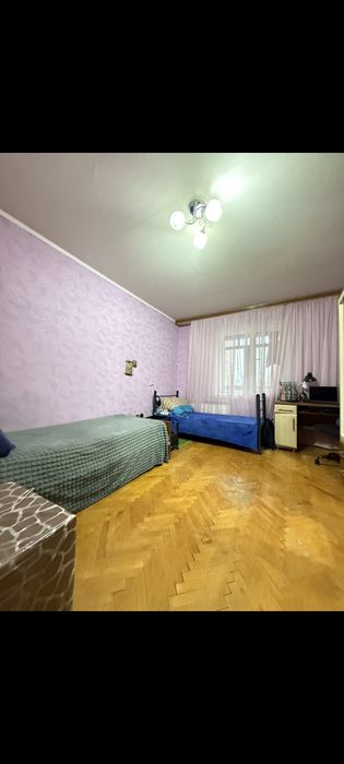 2 кімнатна продаж Буча район 3-ї школи. Квартира з газом