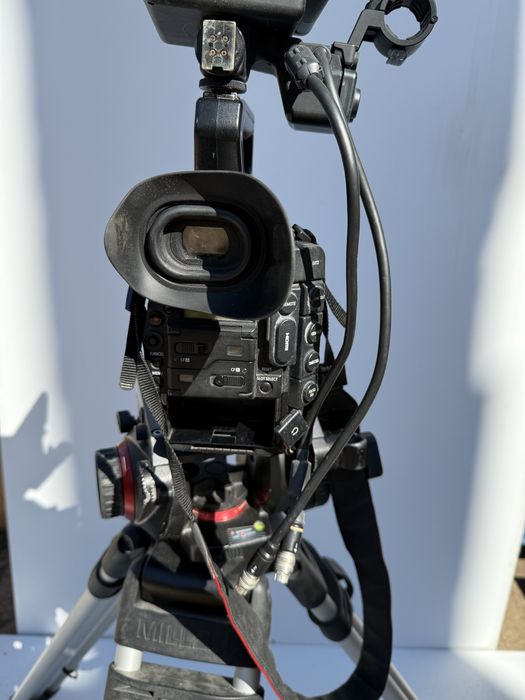 Canon EOS C300 Mark I, EF видеокамера