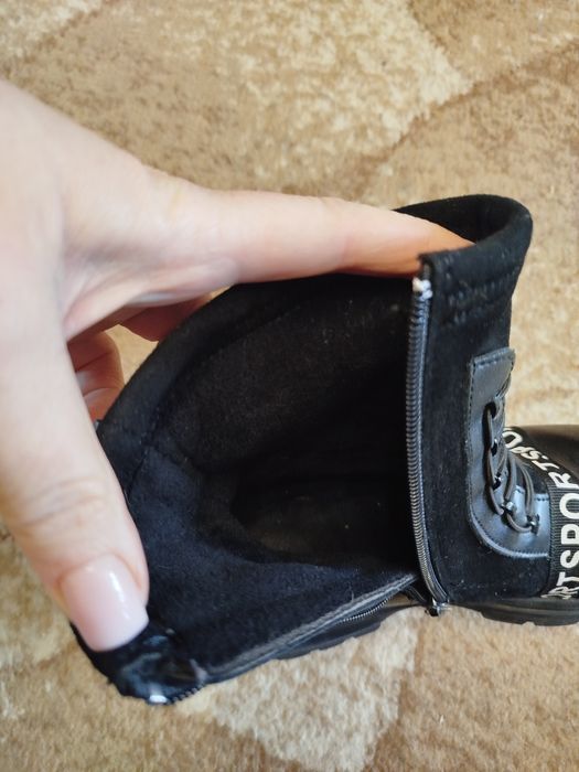 Демісезонні ботіночки,33р,устілка 20,5 см