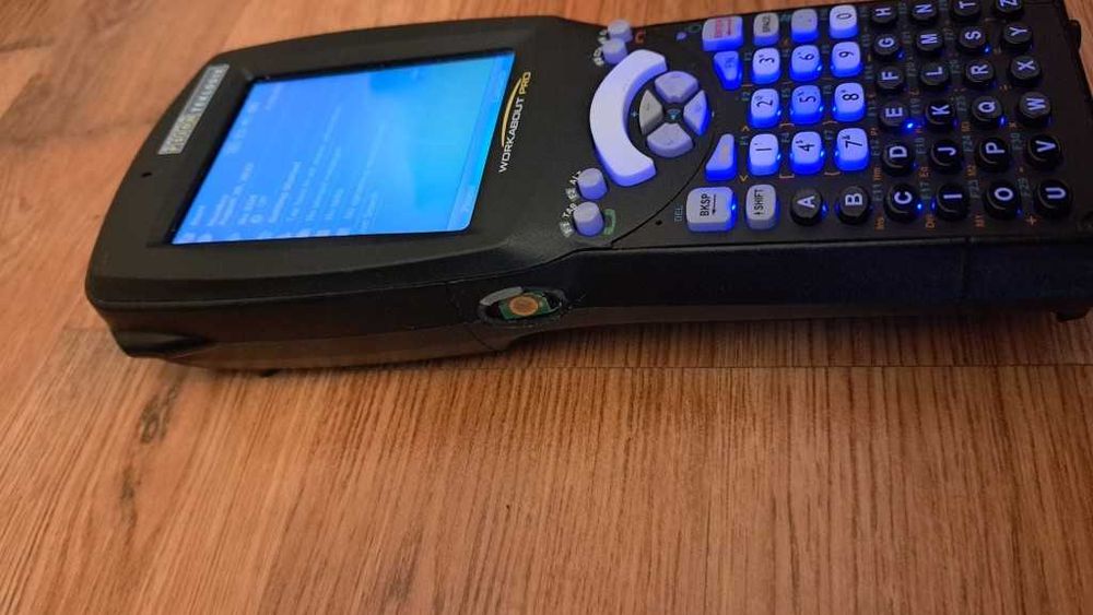 PSION WORKABOUT PRO 7527C-G2 Win Pro 6.1 uszkodzony