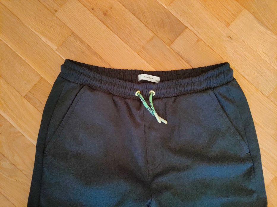 Krótkie spodenki sportowe chłopięce, Reserved, Nowe, Polecam