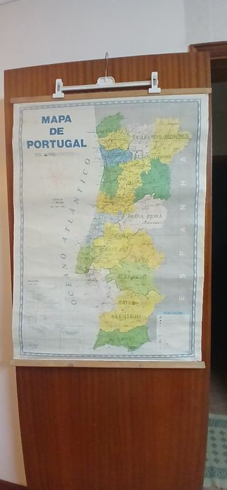Mapa escolar antigo Portugal