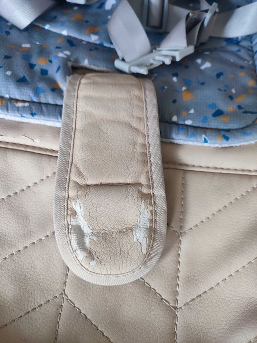 Krzesełko do karmienia Kinderkraft Lastree