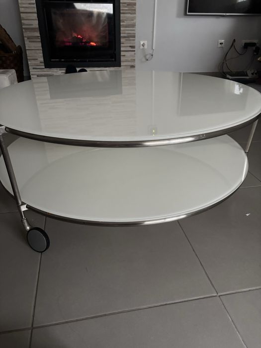 Mesa de centro de vidro