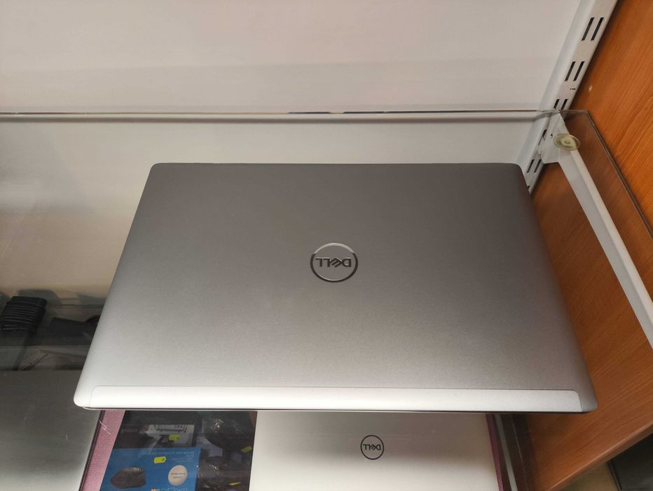 Dell Precision 7550 I7-10Gen 32 GB 1TB RTX3000 FHD W11P - LapCenter.pl