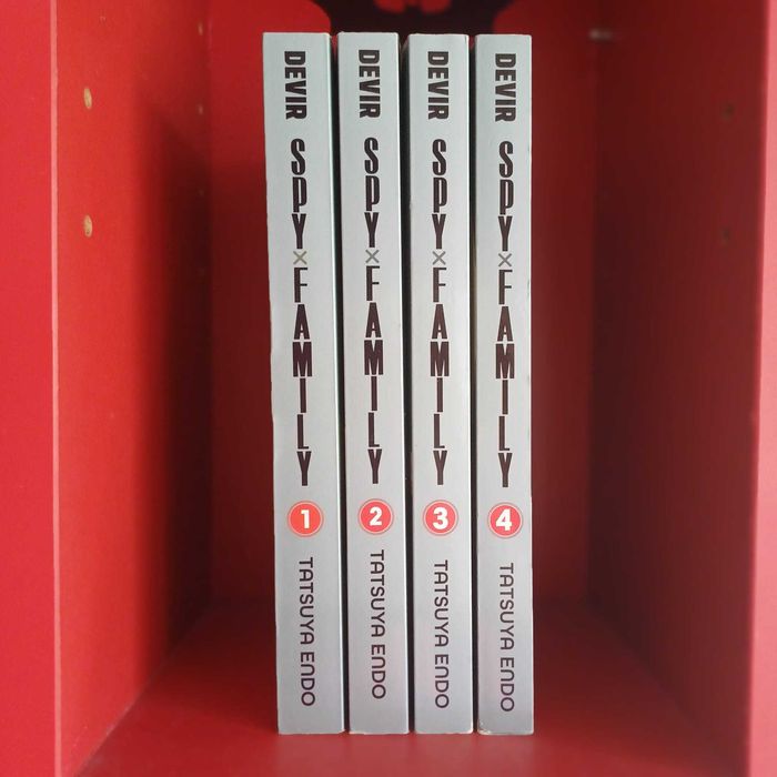 Livros SPY Family , Conjunto 4