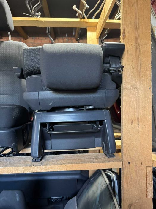 Салон Volkswagen Multivan тканина шкіра алькантара