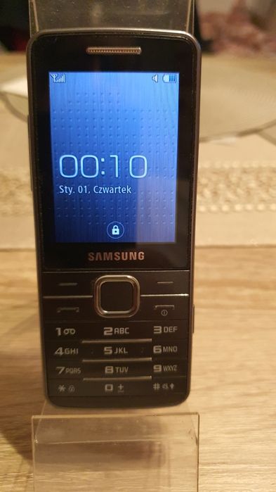 Samsung   S5611  idealny  dla  seniora