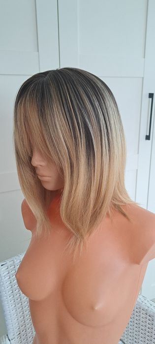 Peruka sarni blond