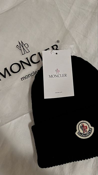 Шапка Moncler Монклер