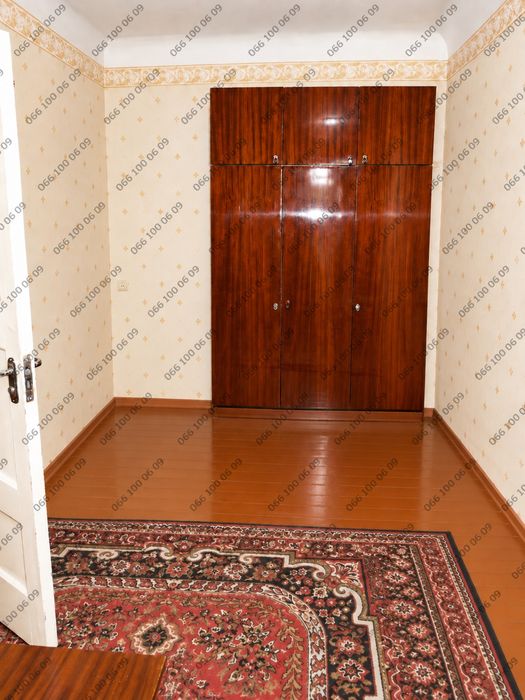 Продам частину будинку м. Вишневе вул. Молодіжна, заг. 51,20 м², є гараж та літня кухня