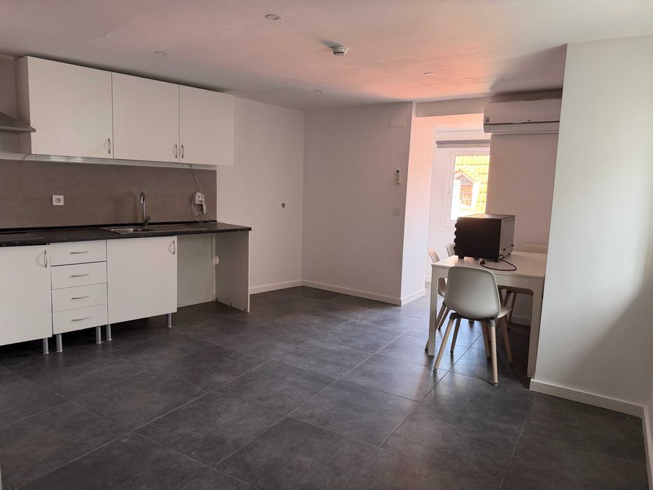 Apartamento T2 | RENOVADO | Centro Histórico