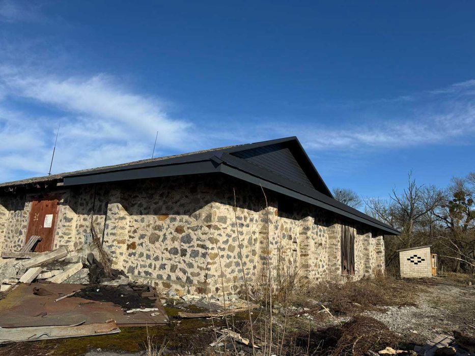 Продається комплекс у центрі м. Полонне, Хмельницька область