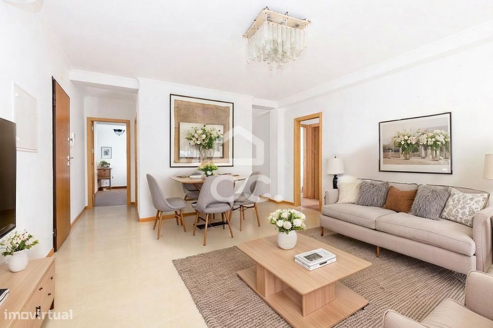 Apartamento T3 c/ Terraço e Estacionamento | Paço dos Lobos da Gama no