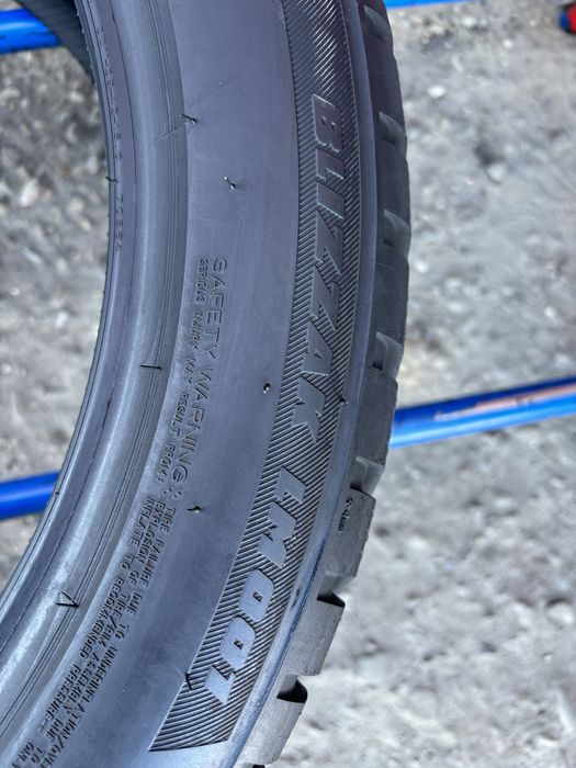 245/45/20 R20 Brigestone Blizzak LM 001 зима 1 шт