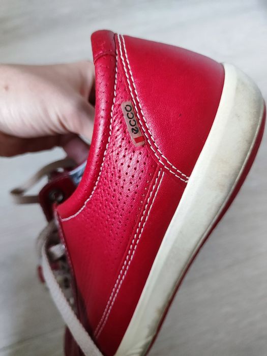 Skórzane buty damskie sneakersy Ecco 38