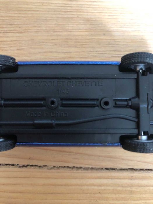 Модель авто Chevrolet 1:43