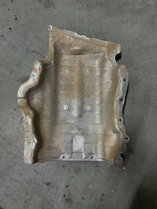 Теплоізоляція тунелю термозахист BMW G05 G06 G07 F95 F96