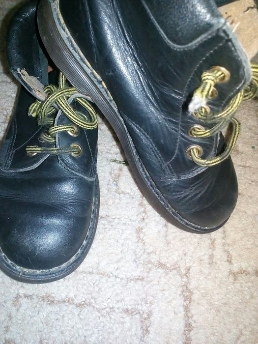 Продам обувь для мальчика  в хорошем состоянии р.29—30