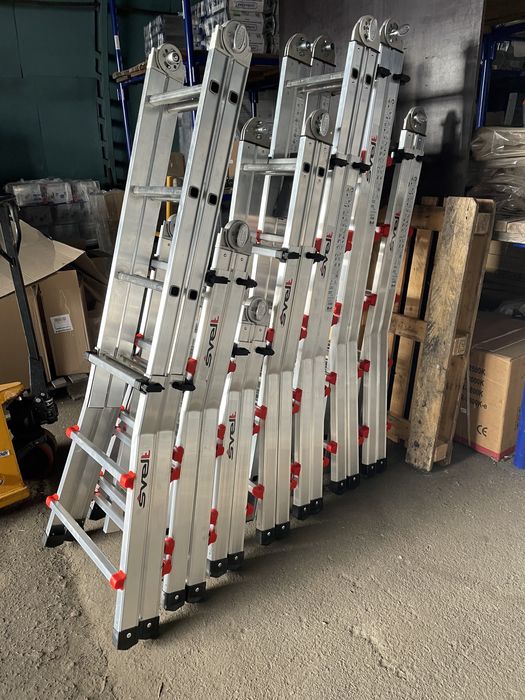 Драбина-стремянка  SVELT SCALISSIMA універсальна телескопічна