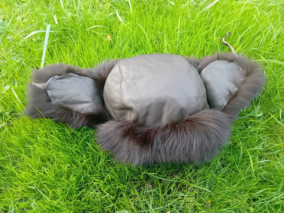 Nowa czapka z futrem lisa