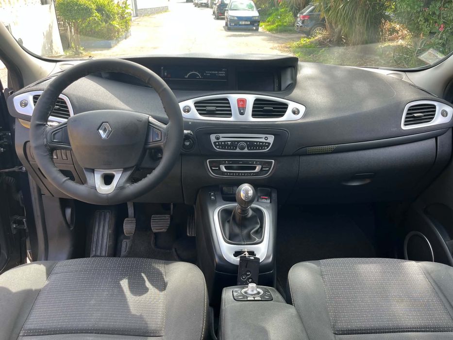 Renault Scenic 1.5 Dci