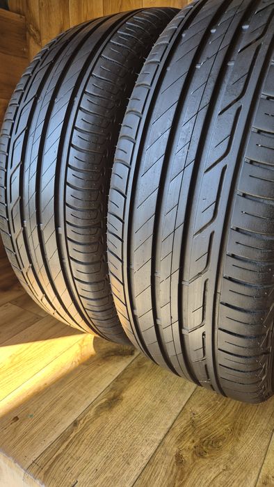 215/55/17 Bridgestone Para Lato 6mm 17r stan bdb