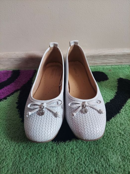 Buty dziewczęce baleriny