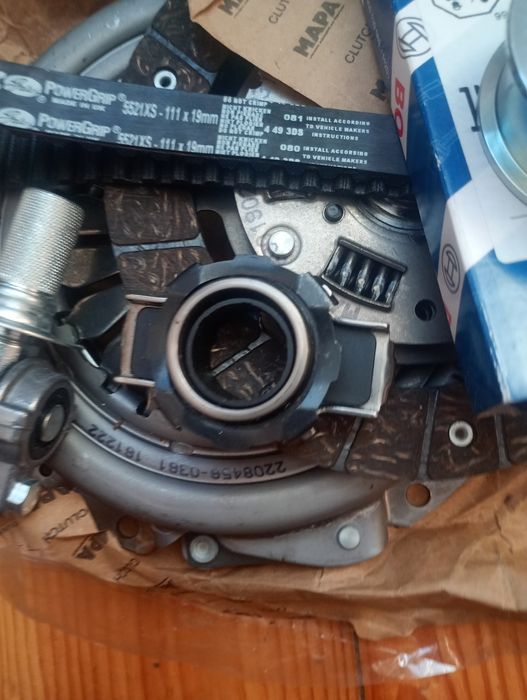 Запчастини до машини