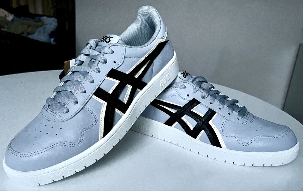 Buty Adidasy marki Asics - nowe