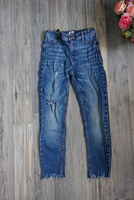 Стильные детские джинсы с разрезами на мальчика 6-8 лет