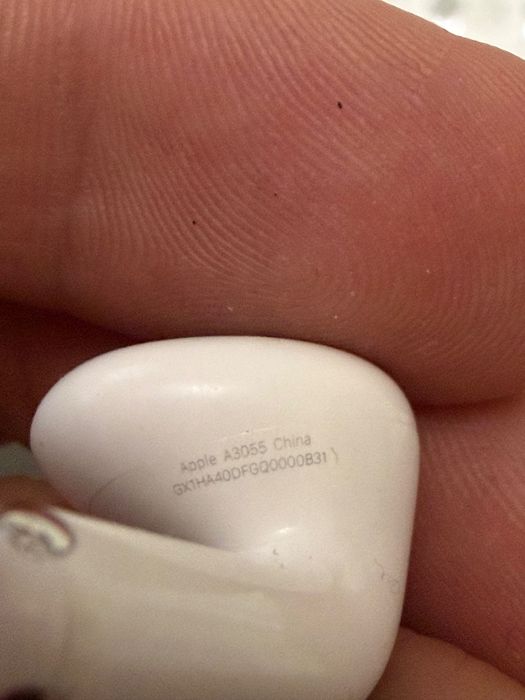 Airpods 4 правий лівий оригінал