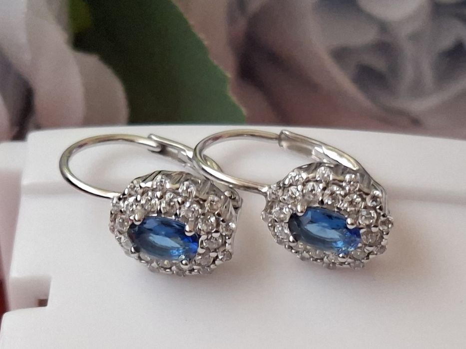 Srebrne kolczyki na biglu pr.925