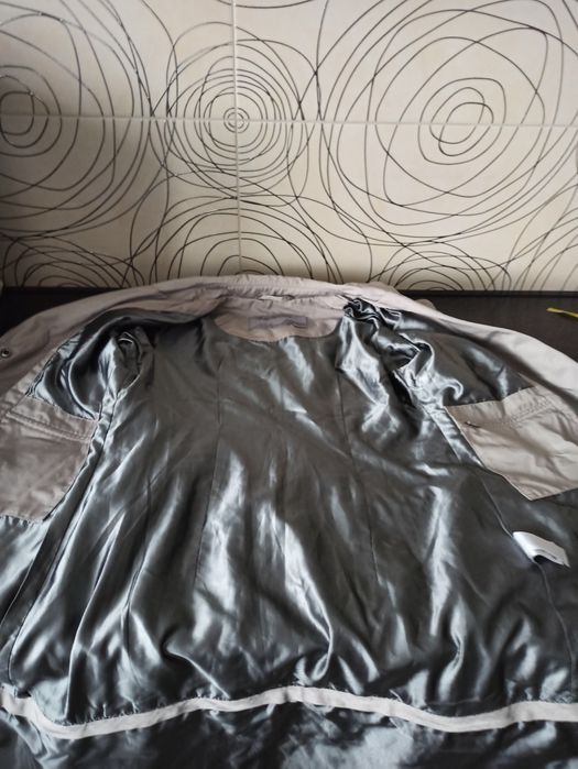 Trencz, płaszczyk, kurtka szara. XS.