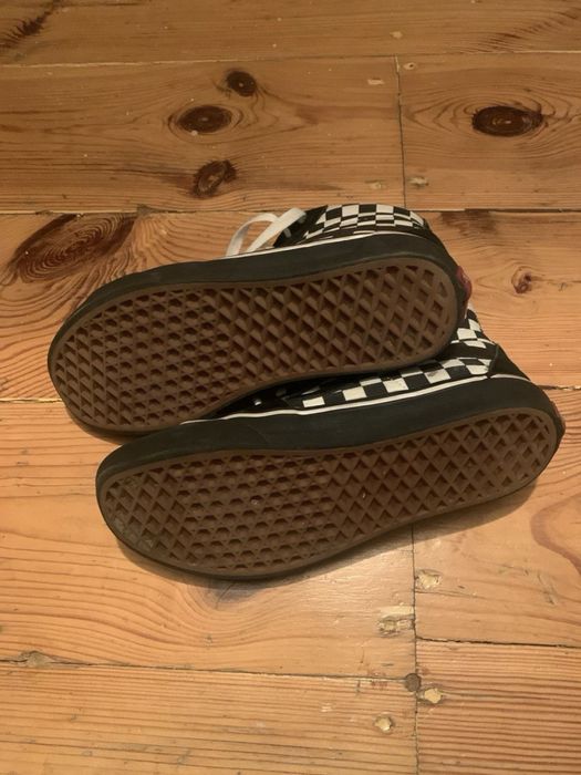 Продам кеди Vans