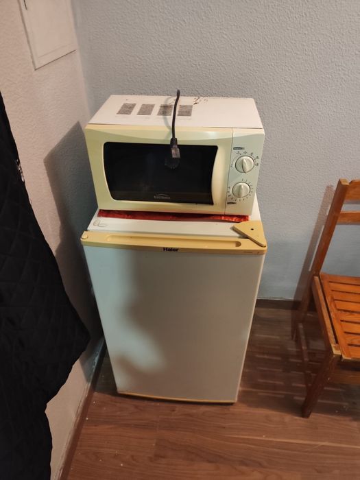 Aluga-se Anexo com WC