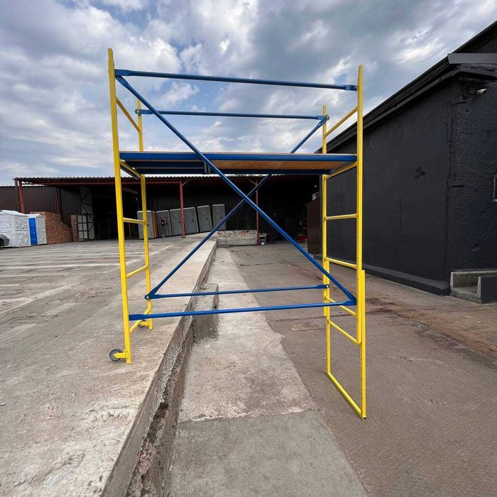 Підмостки, вишка тура, вышка, леса строительные, риштовка, риштування