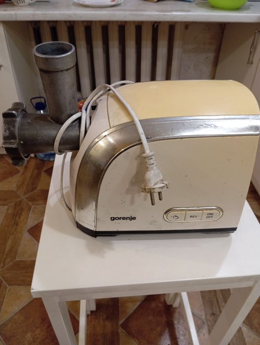 М'ясорубка Gorenje MG2000TJW