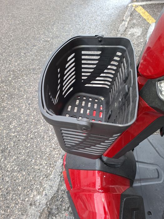 Cadeira elétrica mota para idosos nova