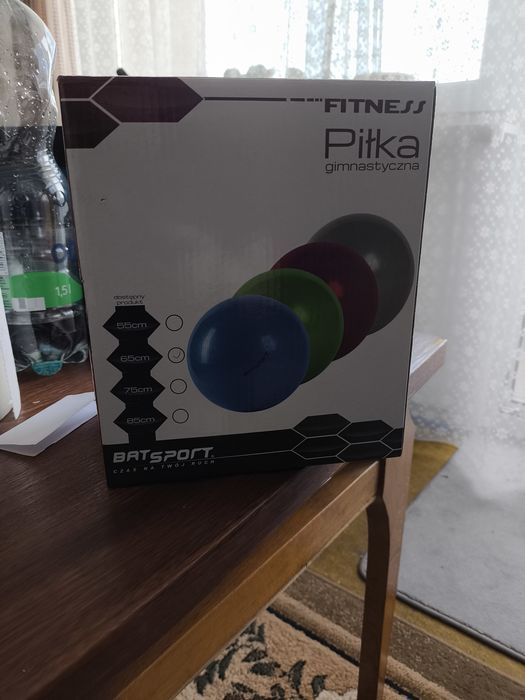 Piłka gimnastyczna
