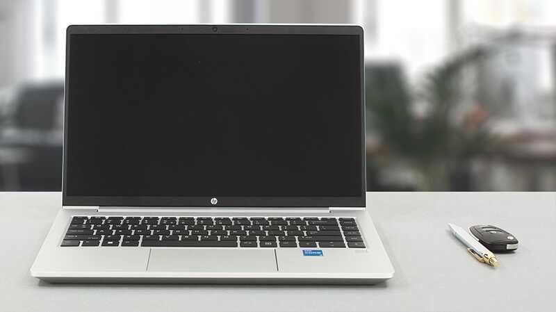 NF.69  HP EliteBook 640 G10 13ªG|14,1-Touch|I7-1365U-5.2G|16G|NVMe-512G|Rato+Mala|W11