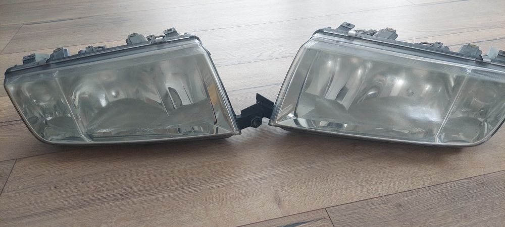 Lampy przednie Skoda fabia 1