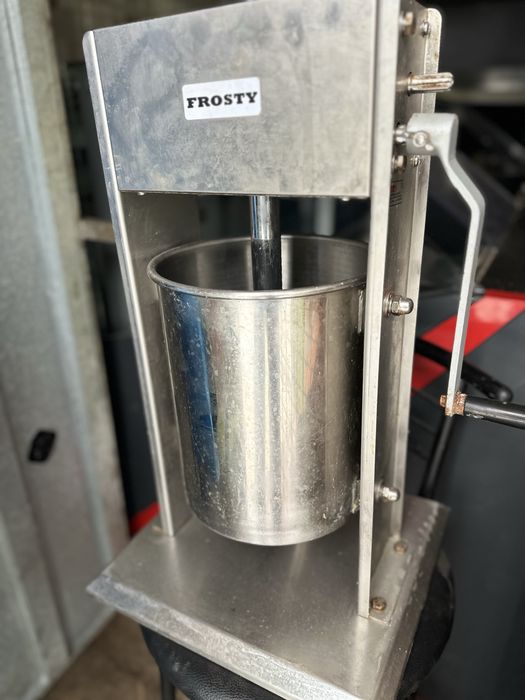 Ковбасний шприц 10л Frosty