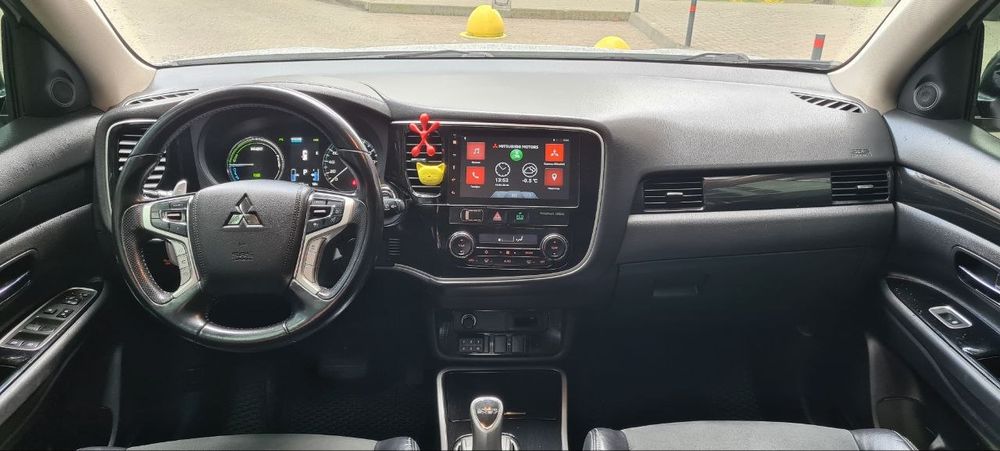 Mitsubishi Outlander PHEV 2018р.