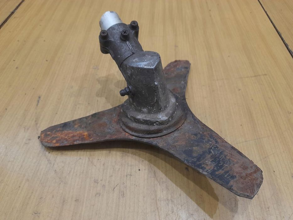 Kubota D420 Przekładnia Głowica Tnąca Nóż Kpl