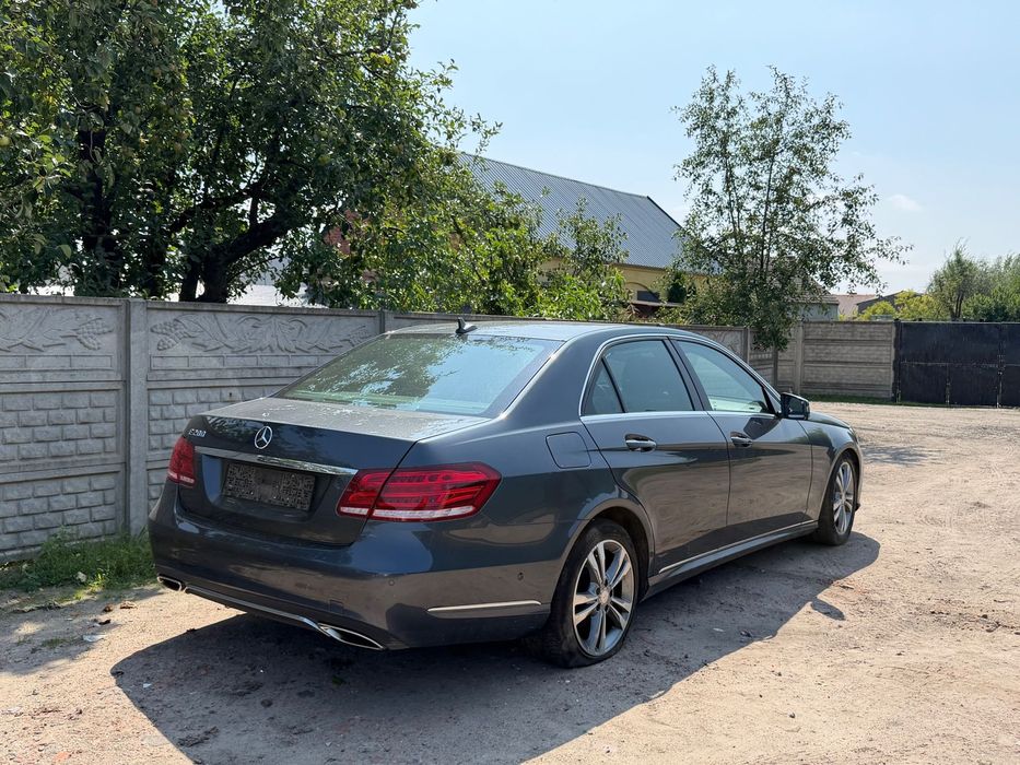 Mercedes-Benz Klasa E AVANTGARDE * Benzyna * FULL LED IHC+ * Sedan *