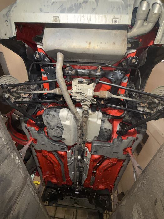 Konserwacja podwozia samochodów osobowych, dostawczych itd.