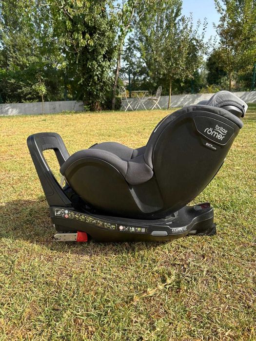 Cadeira Auto Britax Romer DualFix M i-Size com IsoFix