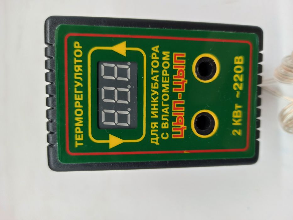 Терморегулятор в инкубатор цифровой с влагомером