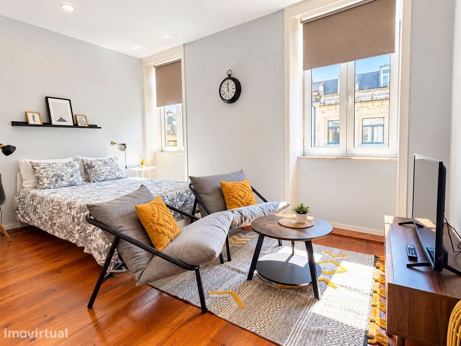 Apartamento com jardim e despesas incluidas